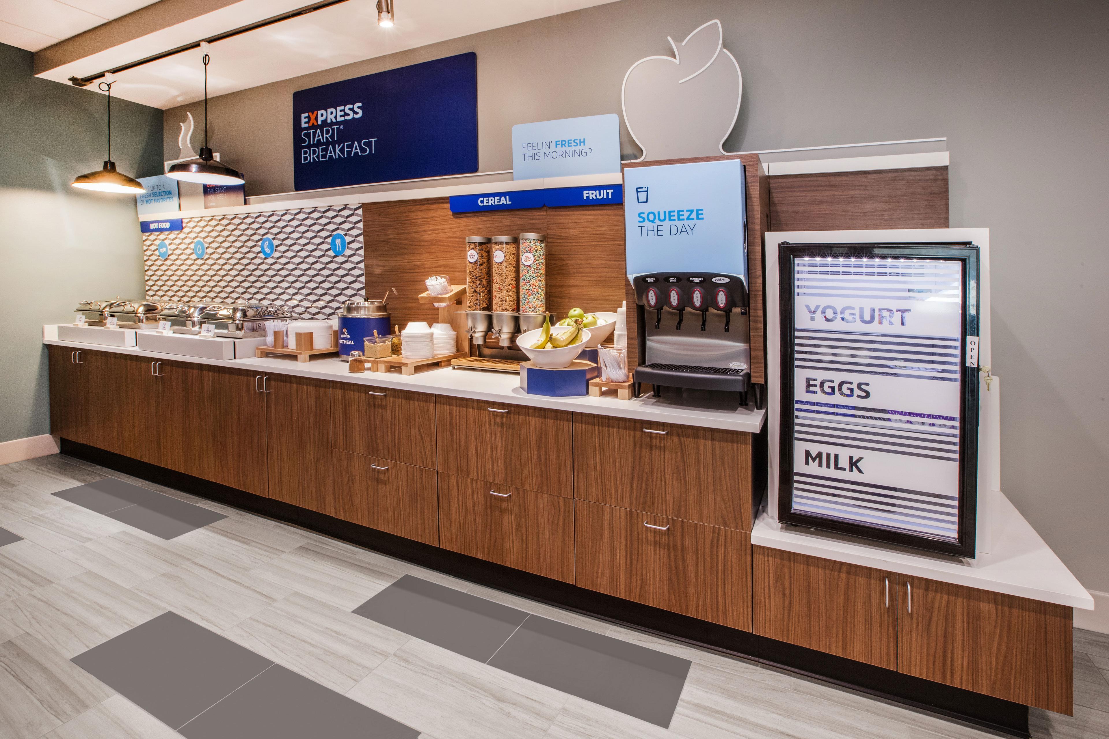 Holiday Inn Express & Suites Colorado Springs Central By Ihg Ngoại thất bức ảnh