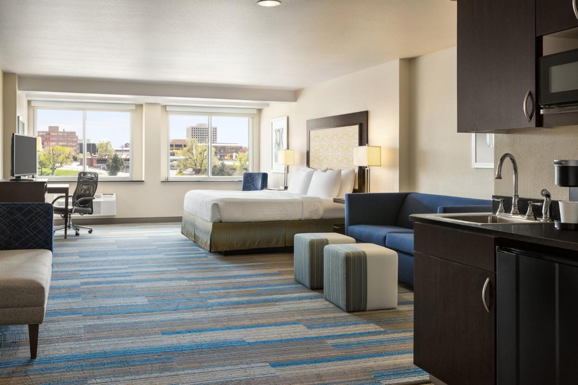Holiday Inn Express & Suites Colorado Springs Central By Ihg Ngoại thất bức ảnh
