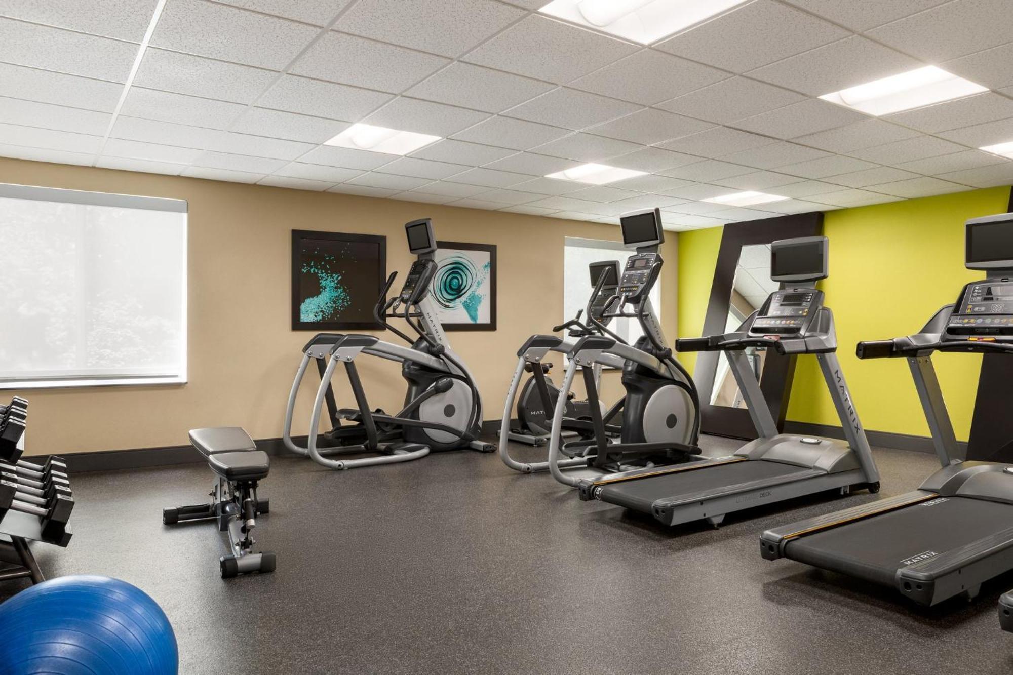 Holiday Inn Express & Suites Colorado Springs Central By Ihg Ngoại thất bức ảnh